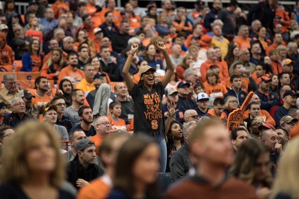 Fans cheer for Syracuse men's basketball