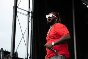 T-Pain preforms to the crowd at Juice Jam on September 18th, 2022.
