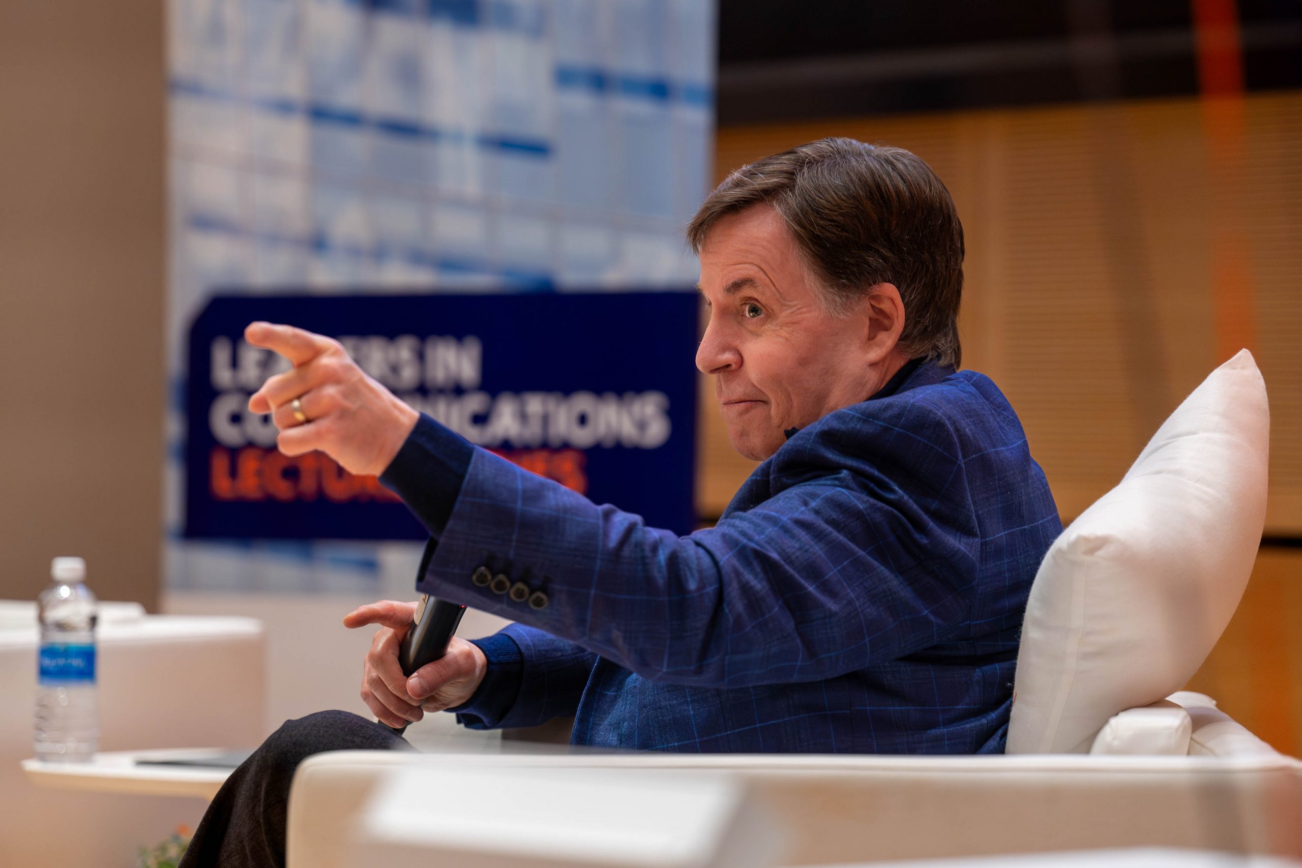 Bob Costas speaks to students and alum during a Leaders in Communications Lecture at Syracuse University on Friday.