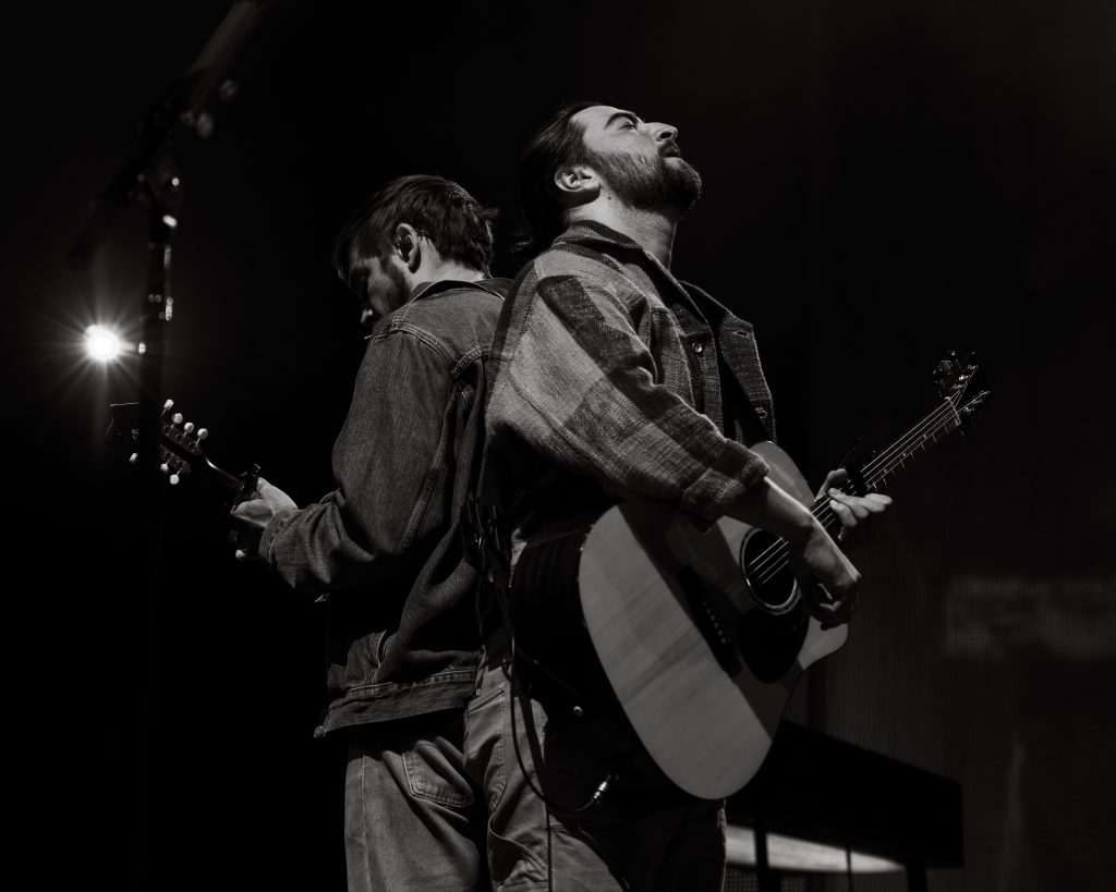 Singer-songwriter Noah Kahan plays back-to-back with multi-instrumentalist Dylan Jones for a soldout crowd at St. Joseph's Health Amphitheater at Lakeview. on Sept. 1, 2023.