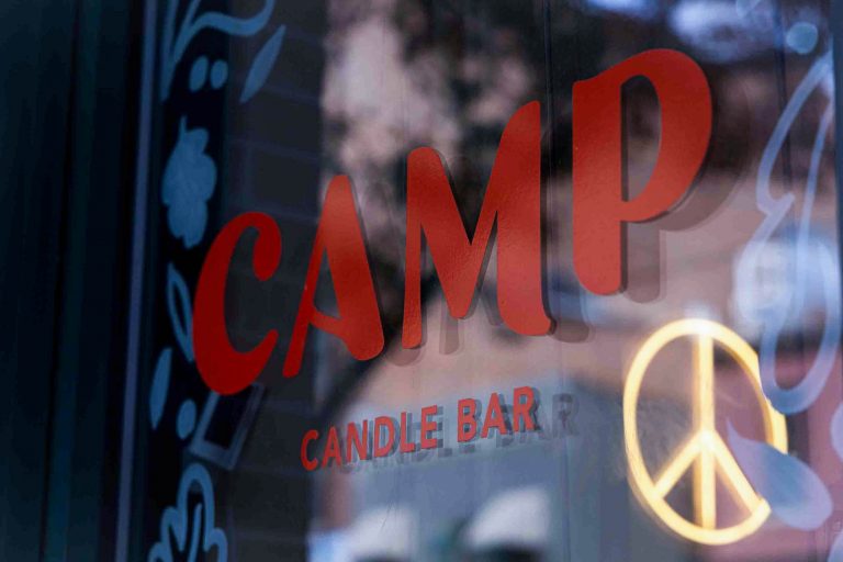 Co-owned by sisters Lauren and Ashley Naum, Camp Candle Bar offers DIY candle and aromatic diffuser making classes, as well as workshops featuring combined activities.
