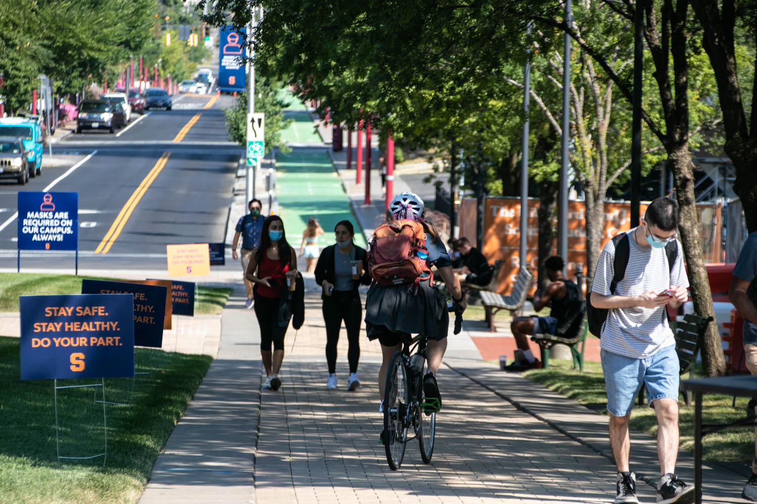 Students walk to class on the SU campus on the first day of school for the 2020-2021 school year.