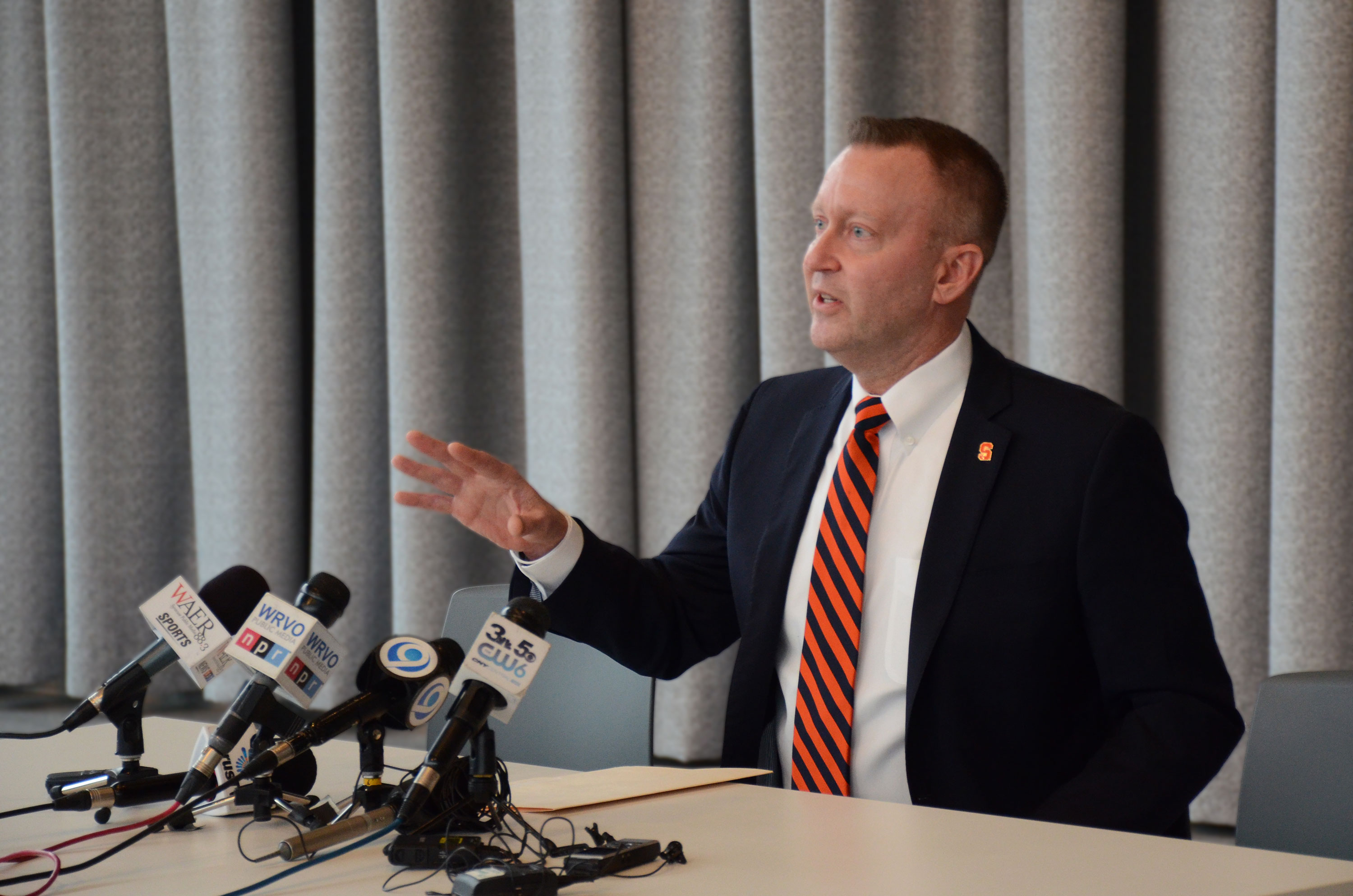 SU Vice Chancellor Michael Haynie announces on March 10 that classes will move to online learning through March 30, 2020, because of coronavirus concerns.