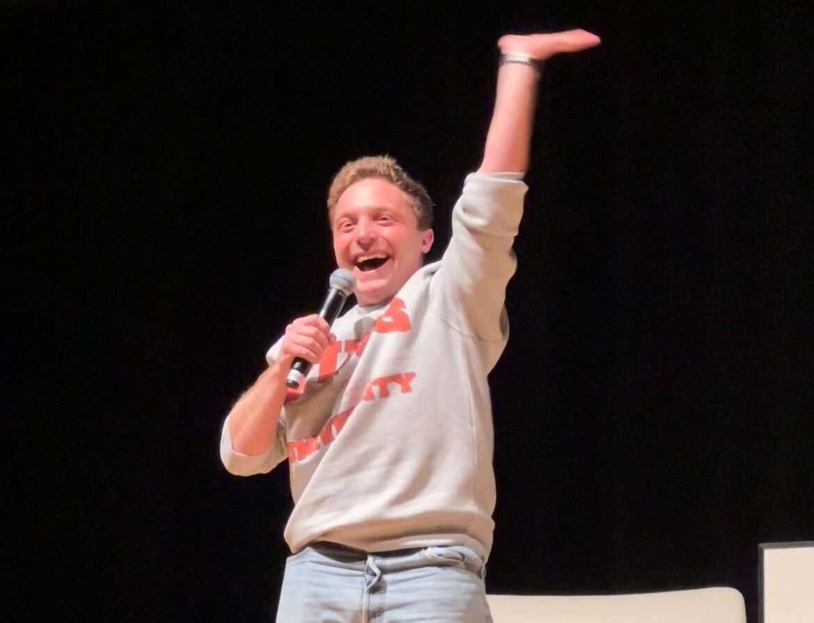 Jake Shane steals hearts at soldout SU event