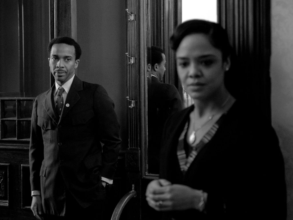 PASSING - (L-R) ANDRÉ HOLLAND as BRIAN and TESSA THOMPSON as IRENE. Cr: Emily V. Aragones/Netflix © 2021