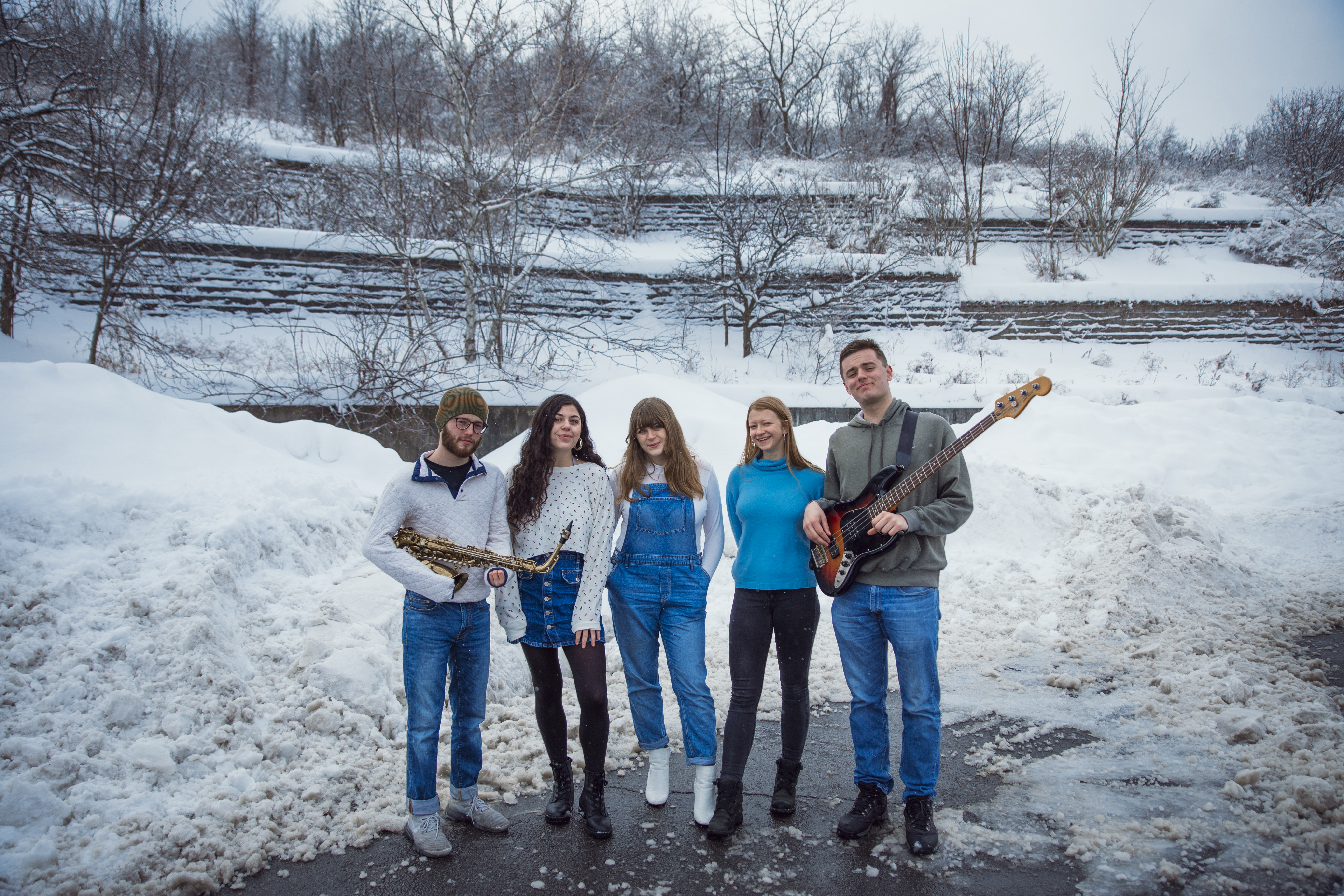 Sarah Gross and her band (From Left to Right) Nick Peta, Gillian Pelkonen, Sarah Gross, Lauren Goodyear, Mitchell Taylor