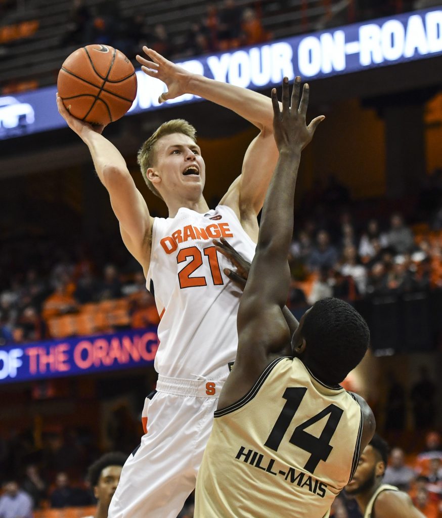 Syracuse Basketball vs. Oakland - Marek Dolezaj