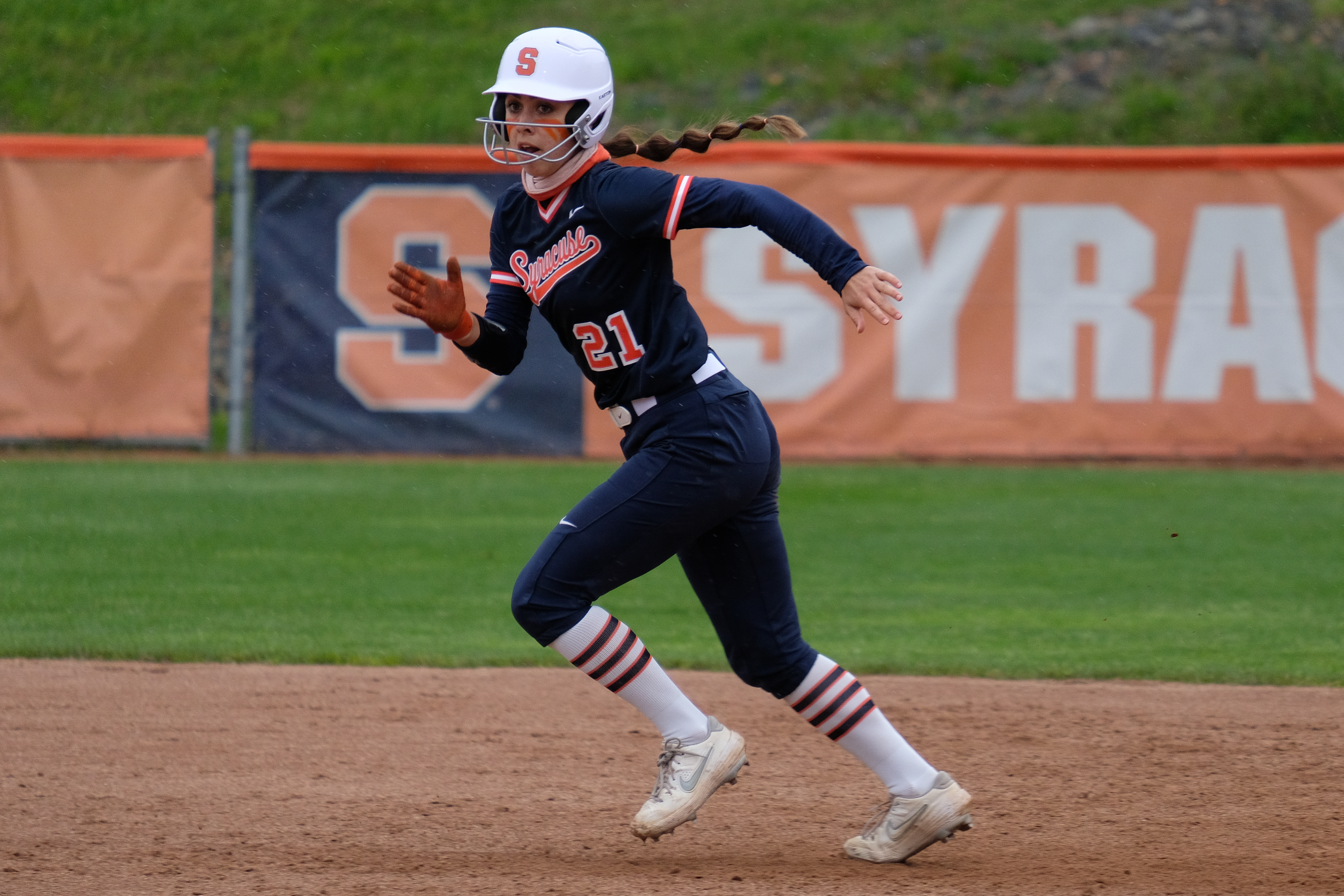 Clemson beat Syracuse softball 4-2 at Skytop Softball Stadium in Syracuse, NY on Friday, May 7 2021. (Daily Orange/Will Fudge)