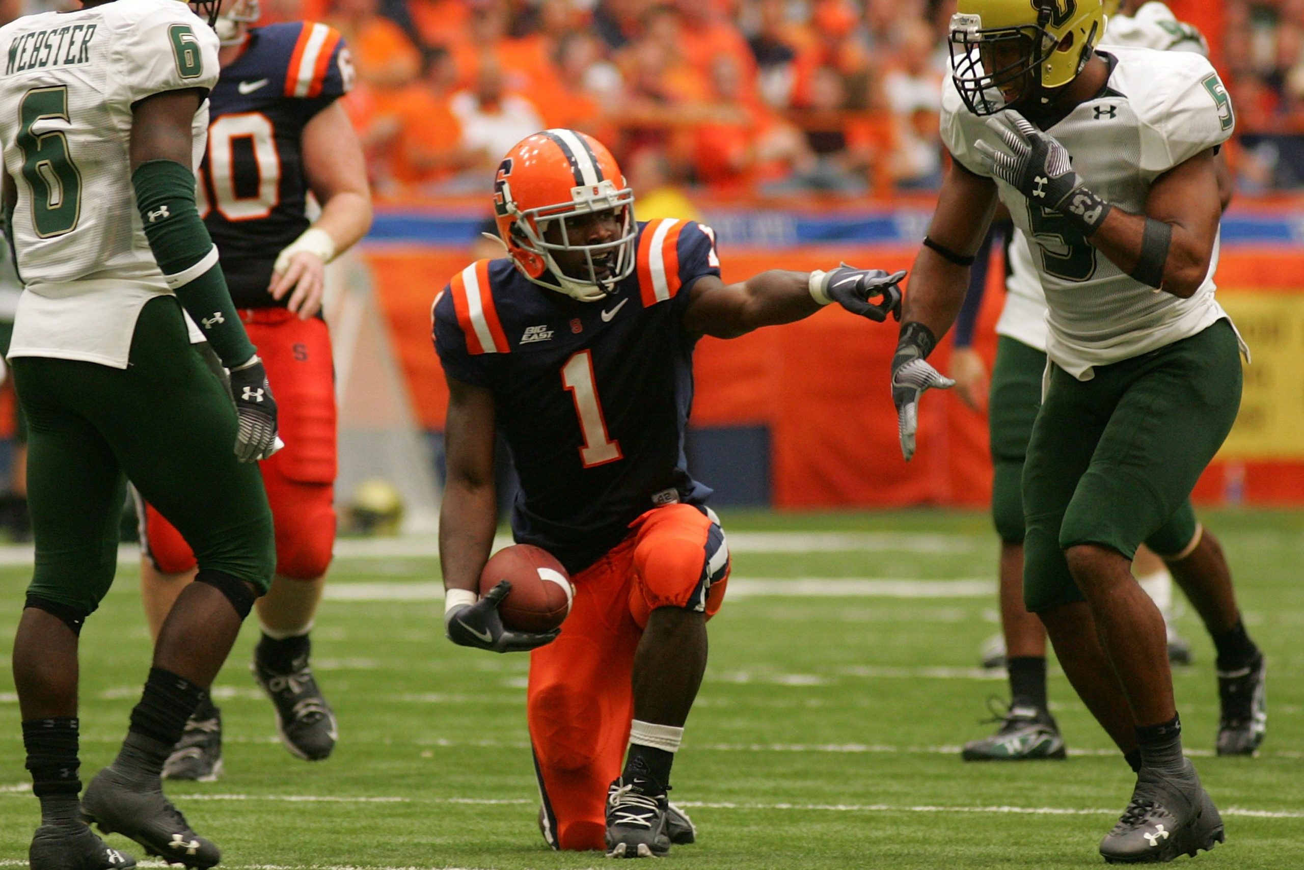 Mike Williams #1 of the Syracuse Orange celebrates a first down during the game against the South Florida Bulls at the Carrier Dome on October 3, 2009 in Syracuse, New York.