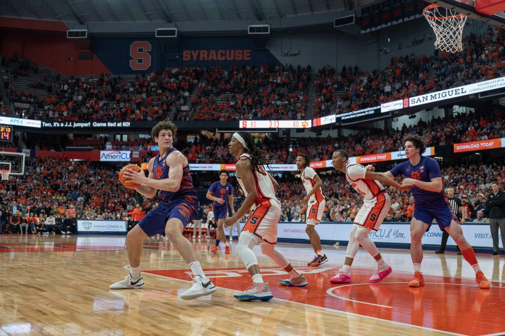 Clemson University basketball team defeats Syracuse Orange 76-68 on Saturday, 10 Feb. 2024, at the JMA Wireless Dome. (Photo by Theoplis Stewart II)