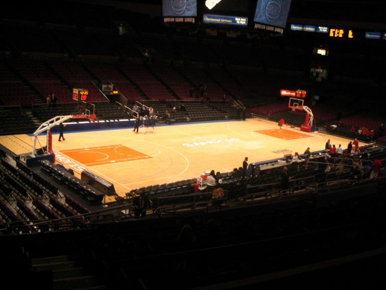 Madison. Square Garden empty basketball court
