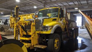 Snowplow truck