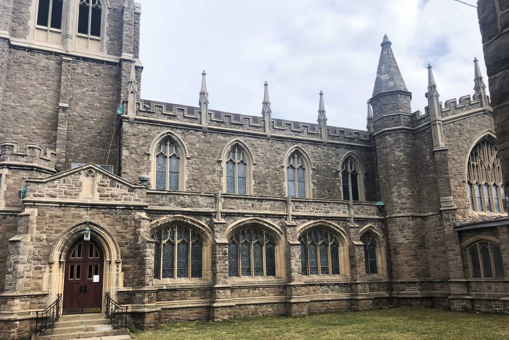 The Potter’s House Christian Community Church in Niagara Falls works to help residents of this border community, as well as those who visit either as tourists or as migrants looking for a better life.